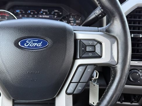 Used 2019 Ford F250 Lariat image 26