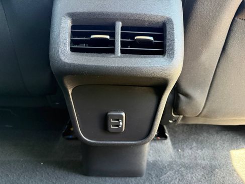 Certified 2024 Chevrolet Equinox LT AWD/4WD image 34