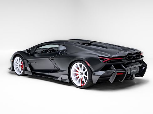 Used 2024 Lamborghini Revuelto AWD/4WD image 45