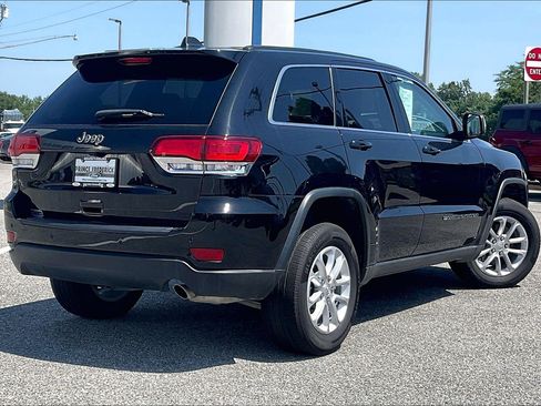Used 2022 Jeep Grand Cherokee Laredo E AWD/4WD image 11