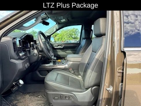 Used 2023 Chevrolet Silverado 1500 LTZ w/ Technology Package AWD/4WD image 8