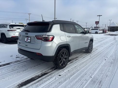 New 2026 Jeep Compass Limited image 5