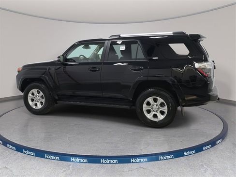 Certified 2024 Toyota 4Runner SR5 Premium image 8