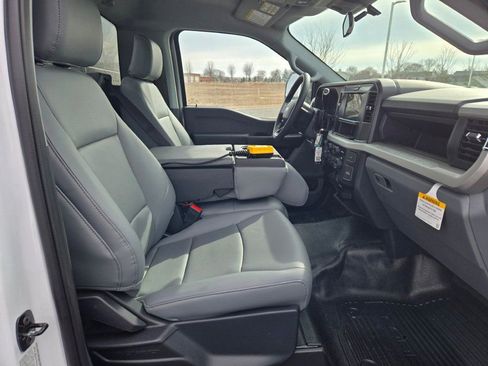 New 2026 Ford F550 4x4 Regular Cab Super Duty image 6