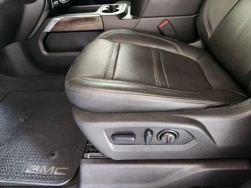 Used 2023 GMC Sierra 2500 Denali w/ Denali Ultimate Package AWD/4WD image 31