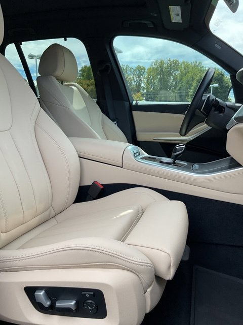 Used 2022 BMW X5 sDrive40i w/ Premium Package RWD image 23