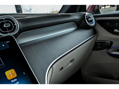 New 2026 Mercedes-Benz GLC 300 4MATIC image 17