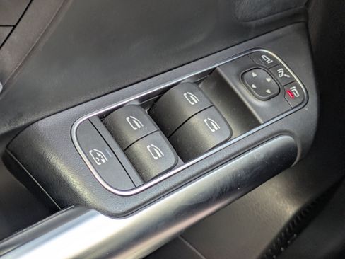 Used 2024 Mercedes-Benz GLA 250 image 22