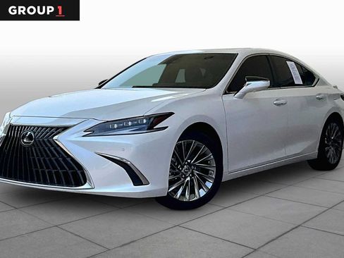 Used 2024 Lexus ES 300h Ultra Luxury w/ Accessory Package (Z2) FWD image 1