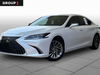 Used 2024 Lexus ES 300h Ultra Luxury w/ Accessory Package (Z2) FWD video 1