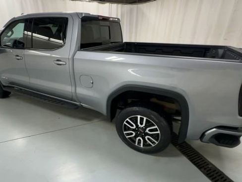 Used 2024 GMC Sierra 1500 AT4 w/ AT4 Premium Package AWD/4WD image 6