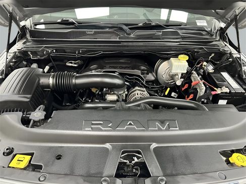 Used 2021 RAM 1500 Laramie image 19