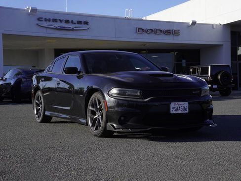 Used 2019 Dodge Charger R/T w/ Plus Group image 2