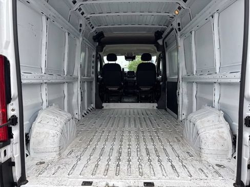 Used 2023 RAM ProMaster 2500 FWD image 13