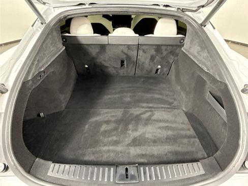 Used 2022 Tesla Model S image 34