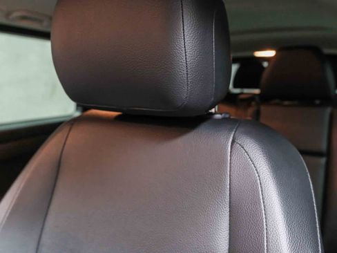 Used 2023 Mercedes-Benz Metris Passenger image 23