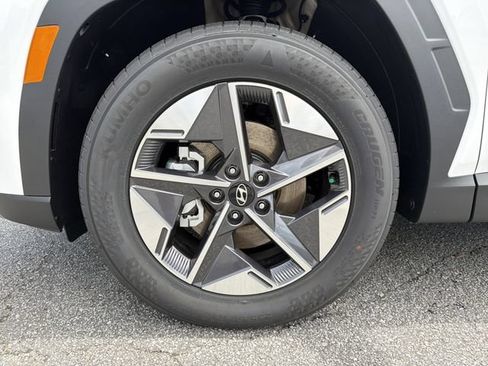 New 2026 Hyundai Tucson SEL FWD image 11