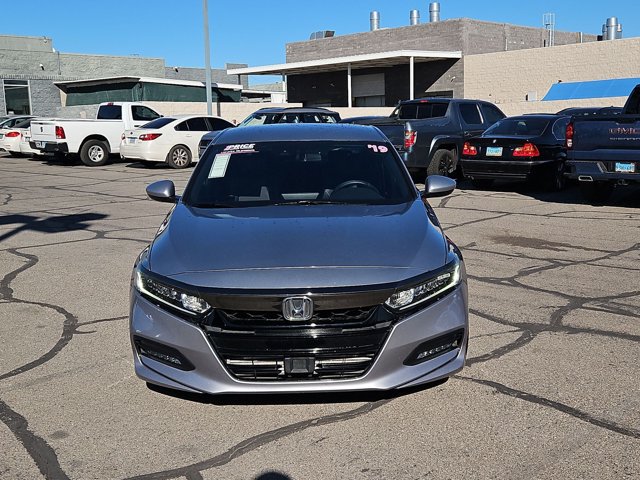Used 2019 Honda Accord Sport image 2