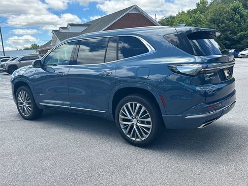New 2026 Buick Enclave Avenir w/ Super Cruise Package FWD image 8