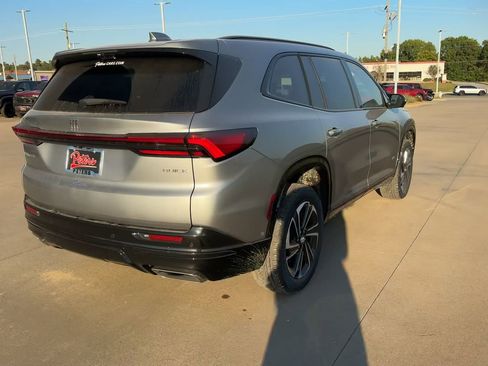 New 2026 Buick Enclave Sport Touring w/ Super Cruise Package image 8