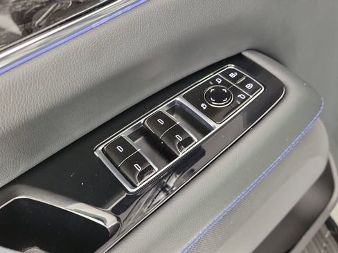 Used 2026 Cadillac Escalade IQ Sport 1 w/ LPO, Floor Liner Package AWD/4WD image 22