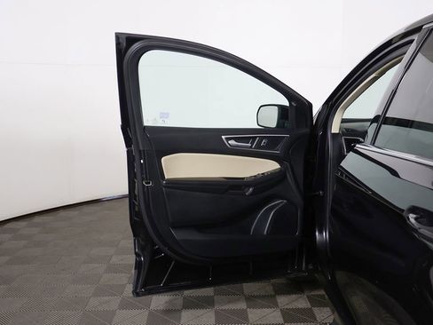 Used 2022 Ford Edge SEL w/ Convenience Package AWD/4WD image 19