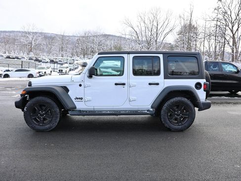 Used 2021 Jeep Wrangler Unlimited Sport image 4