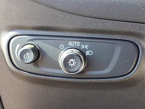 Used 2024 Chevrolet Equinox LT w/ LPO, Floor Liner Package AWD/4WD image 17