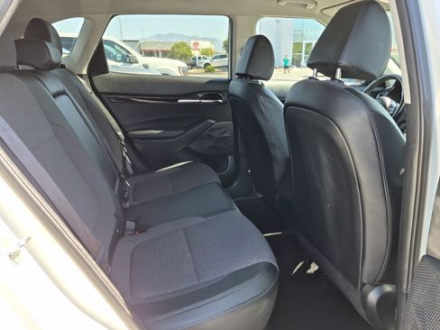 Used 2021 Kia Seltos S FWD image 28