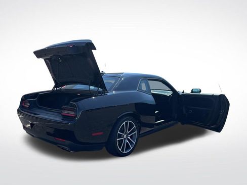 Used 2022 Dodge Challenger R/T w/ Plus Package RWD image 17