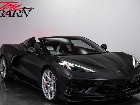 Used 2023 Chevrolet Corvette Stingray Preferred Conv w/ Z51 Performance Package RWD image 7