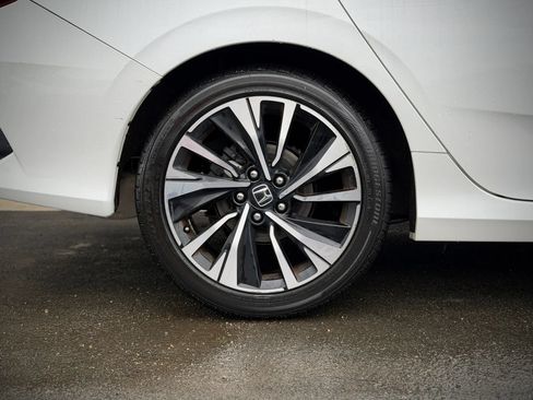 Used 2020 Honda Civic Sport image 23