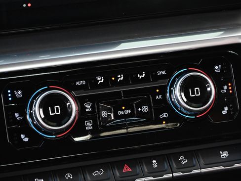 Used 2022 GMC Sierra 1500 Denali Ultimate image 18