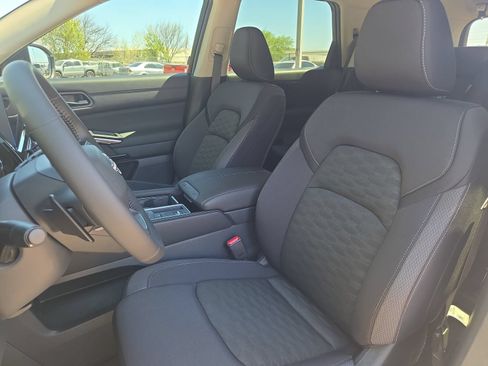 New 2026 Nissan Pathfinder SV w/ Cargo Package FWD image 14
