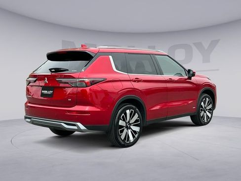 Used 2025 Mitsubishi Outlander SE AWD/4WD image 5