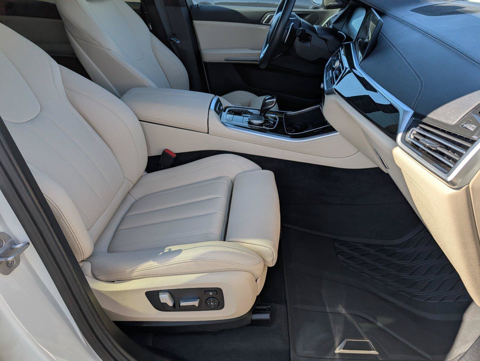 Used 2021 BMW X5 sDrive40i w/ Premium Package RWD image 40