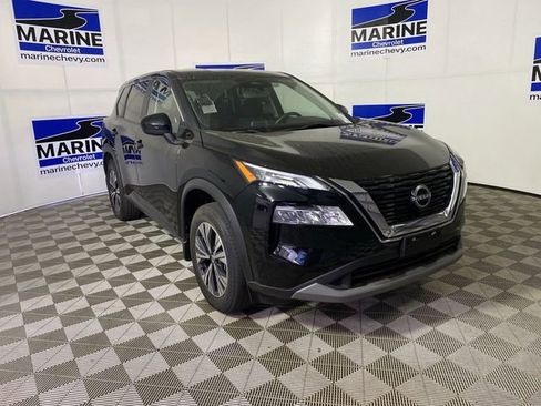 Used 2023 Nissan Rogue SV image 1