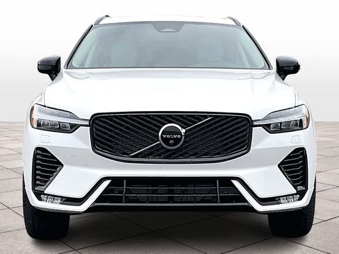 New 2026 Volvo XC60 B5 Ultra w/ Climate Package image 5