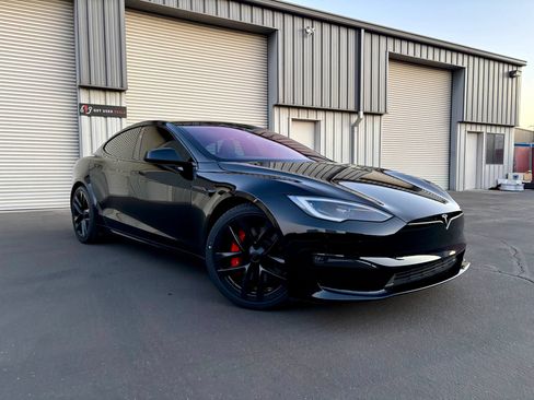 Used 2023 Tesla Model S Plaid AWD/4WD image 2