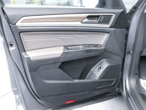 Certified 2023 Volkswagen Atlas SEL image 19