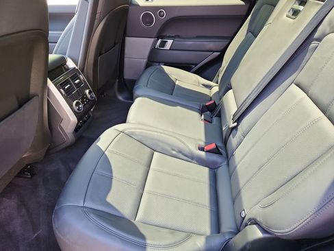 Used 2019 Land Rover Range Rover Sport HSE AWD/4WD image 5