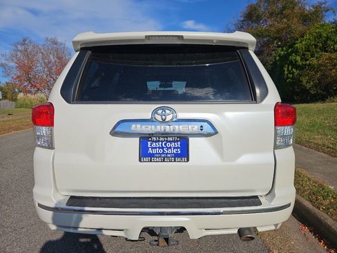 Used 2012 Toyota 4Runner Limited image 5