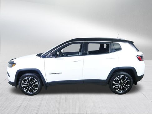 Used 2023 Jeep Compass Limited AWD/4WD image 4