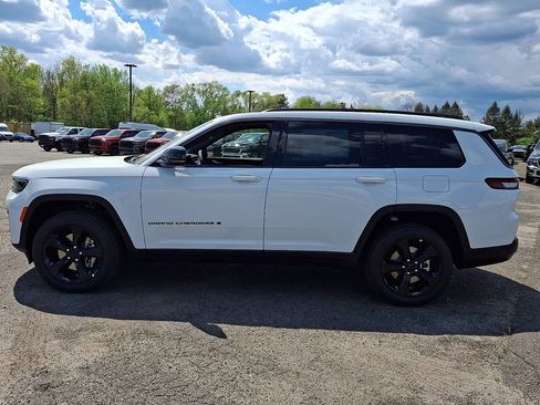 New 2026 Jeep Grand Cherokee L Limited AWD/4WD image 5