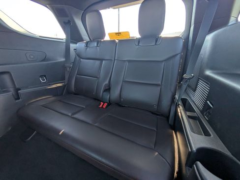 Used 2026 Ford Explorer Platinum RWD image 14
