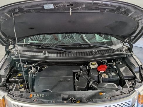 Used 2015 Ford Explorer XLT w/ Equipment Group 202B image 44