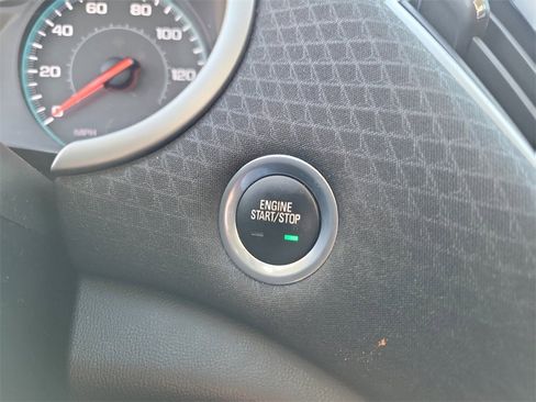 Used 2024 Chevrolet Malibu LT image 24