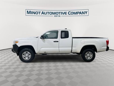 Used 2016 Toyota Tacoma SR AWD/4WD image 5