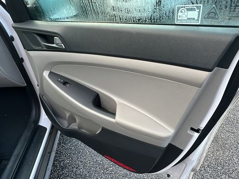 Used 2017 Hyundai Tucson Eco image 19