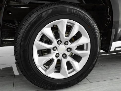 Used 2019 Chevrolet Silverado 1500 Custom w/ Custom Value Package image 49